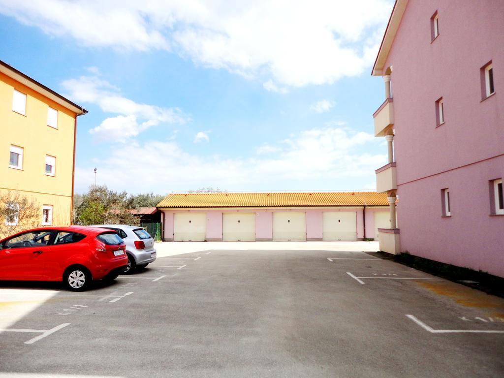 Apartment Anna Fazana Exterior photo